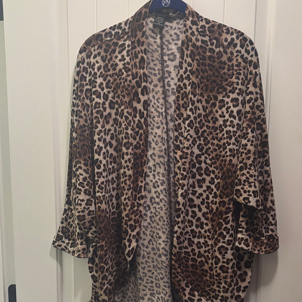 Robert Louis Leopard Print Kimono
